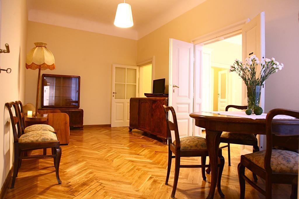 Apartamenty Muzyczny Краків Екстер'єр фото