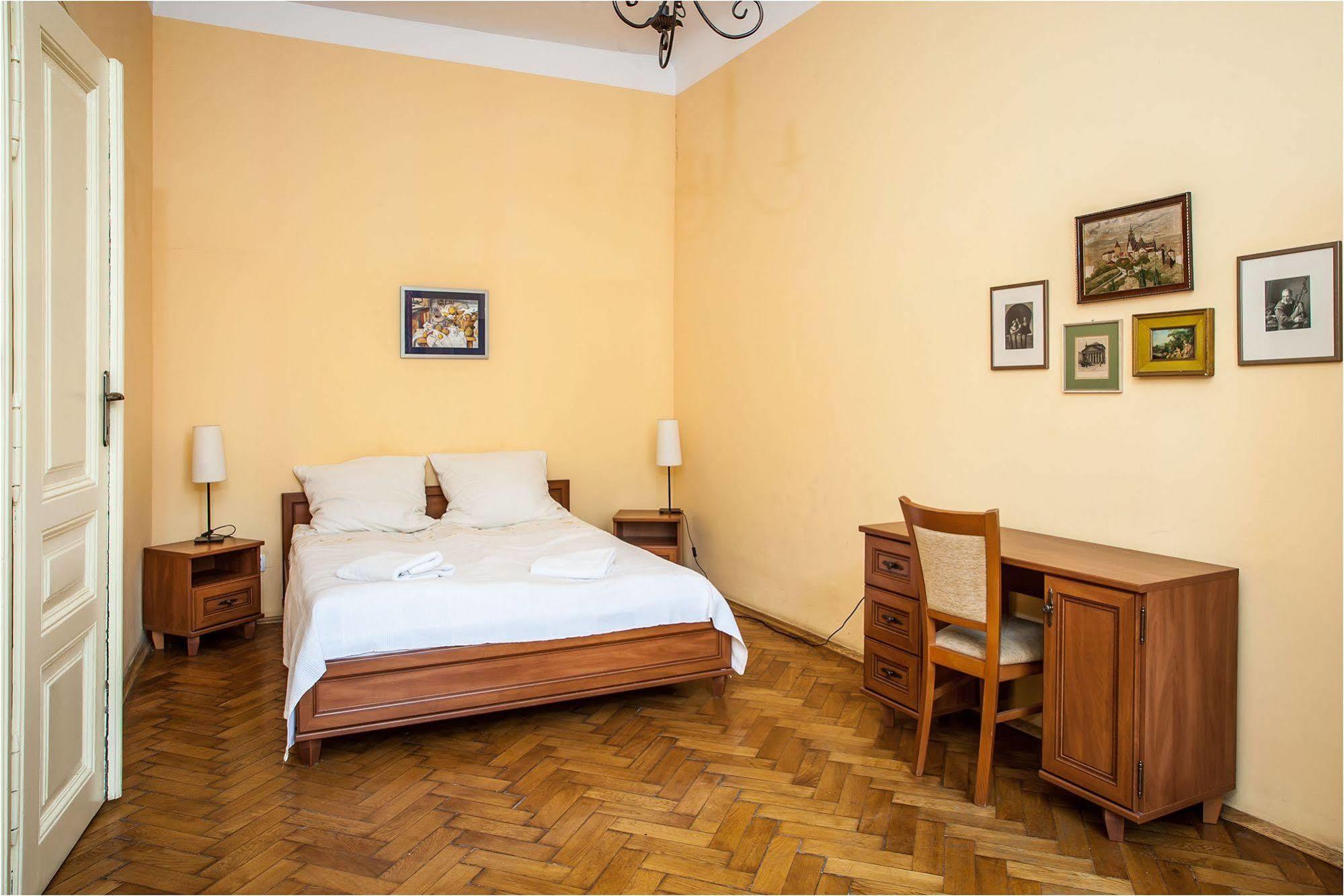 Apartamenty Muzyczny Краків Екстер'єр фото