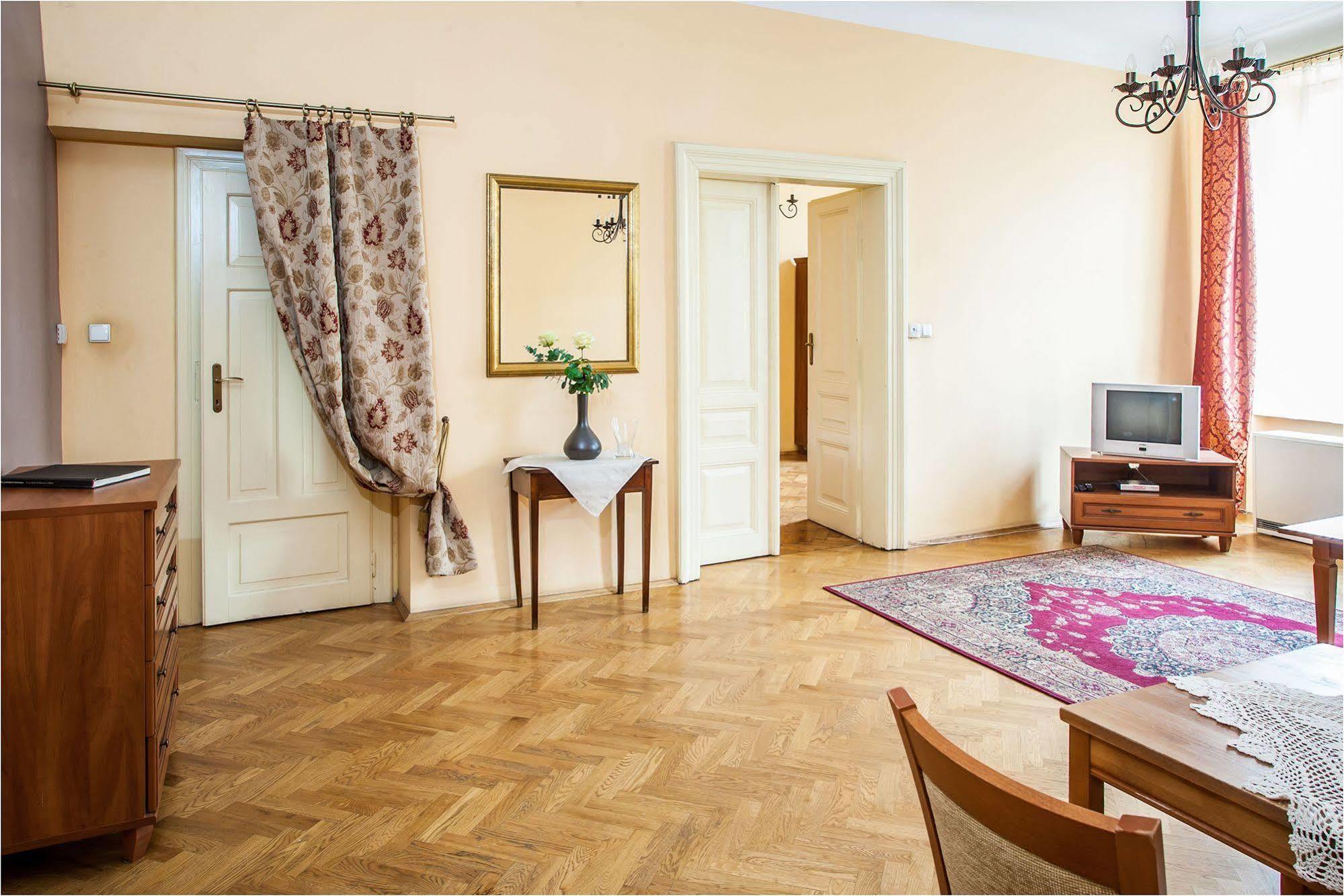 Apartamenty Muzyczny Краків Екстер'єр фото