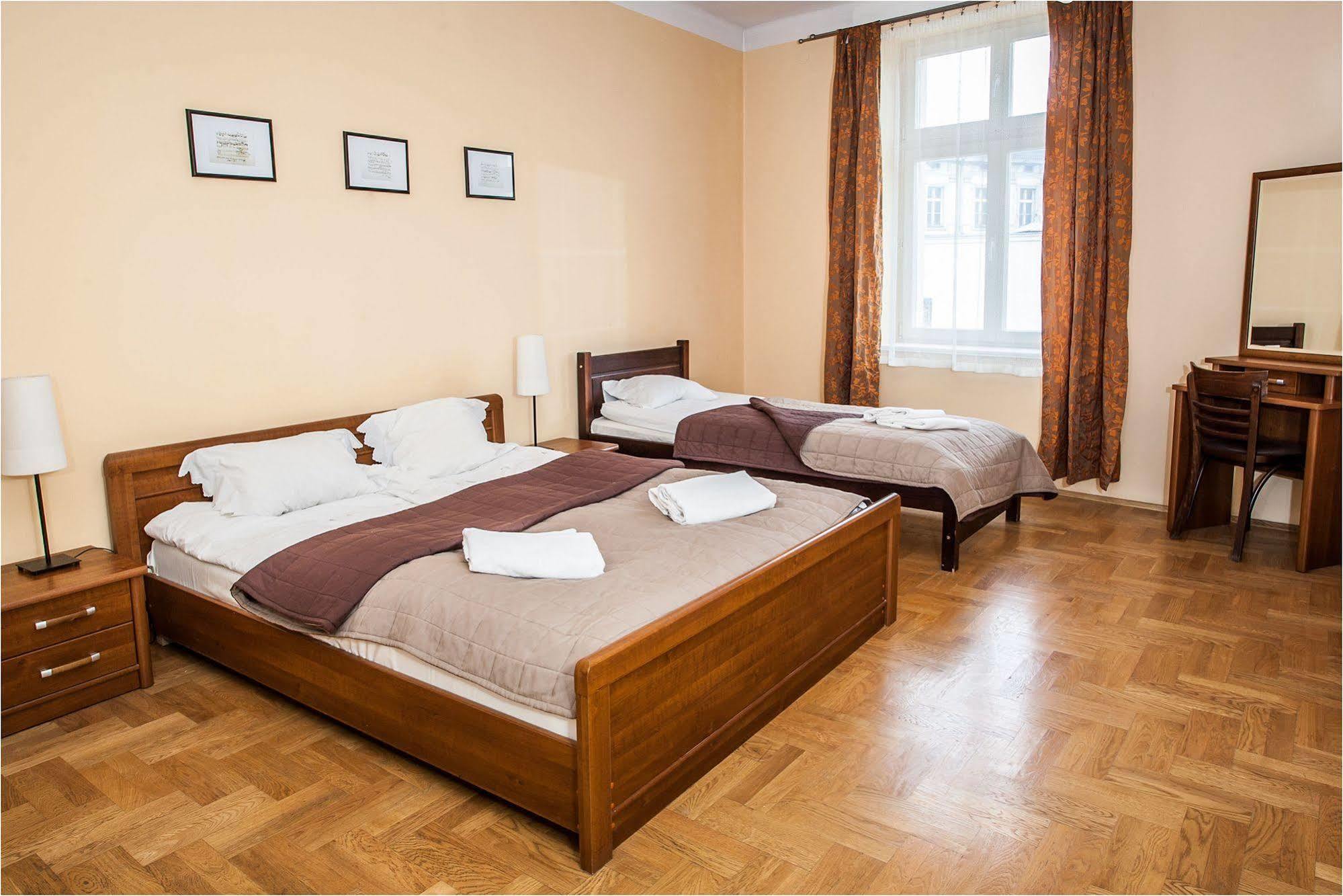 Apartamenty Muzyczny Краків Екстер'єр фото